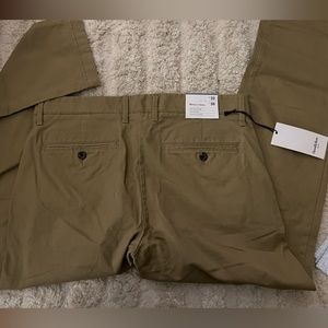 Goodfellow & Co. | Skinny Chino | 33/30 | NWT